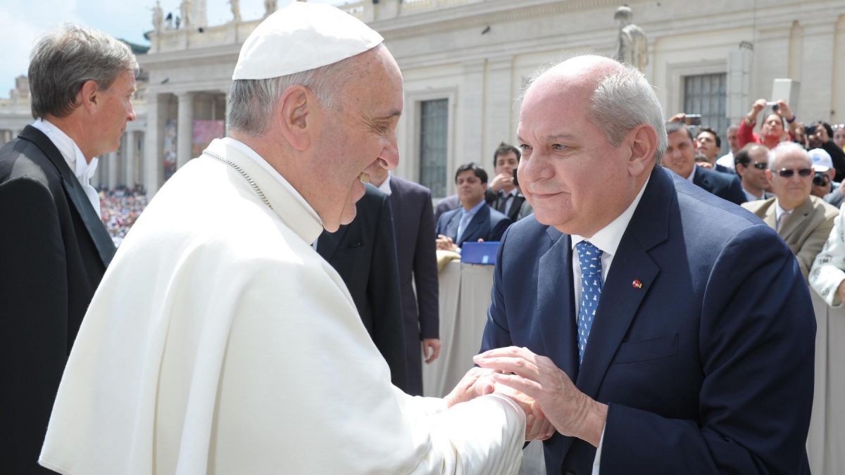 Cateriano y FREPAP, de fanatismos y racismos