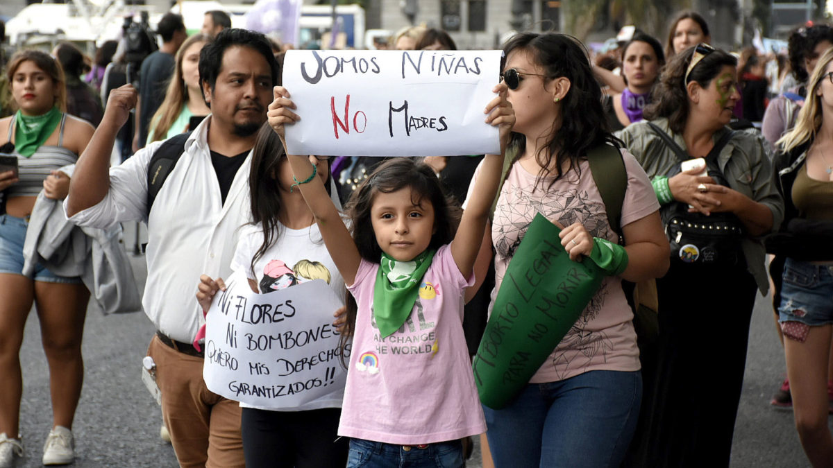 ¿Por qué el Estado peruano debe garantizar y proteger los derechos sexuales y reproductivos?