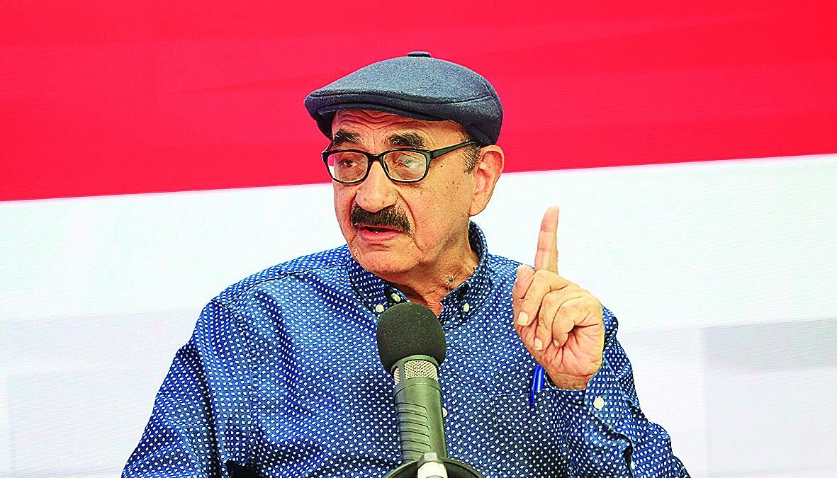 Congresista Fernández Chacón se aleja del Frente Amplio