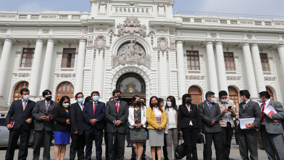 Perú Libre decide darle la espalda a Presidente Castillo