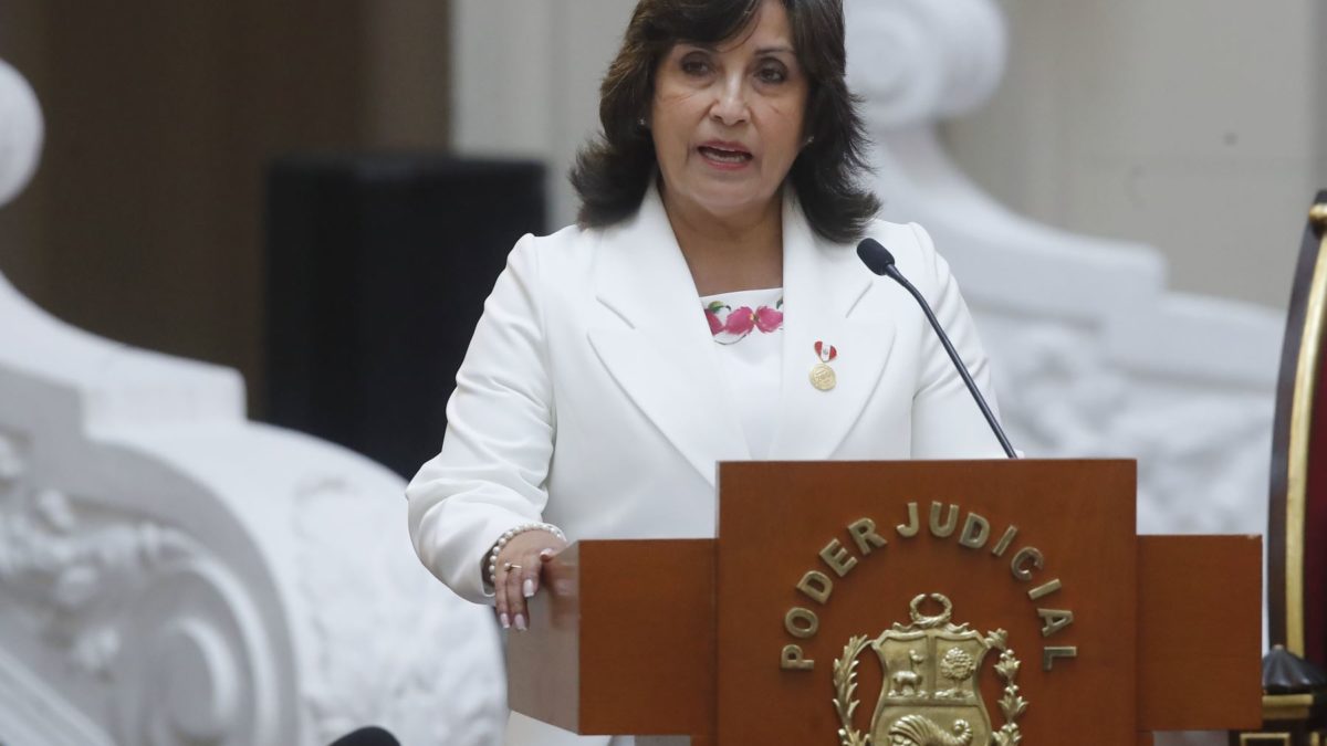 Perú Libre expulsa a Dina Boluarte por falta grave