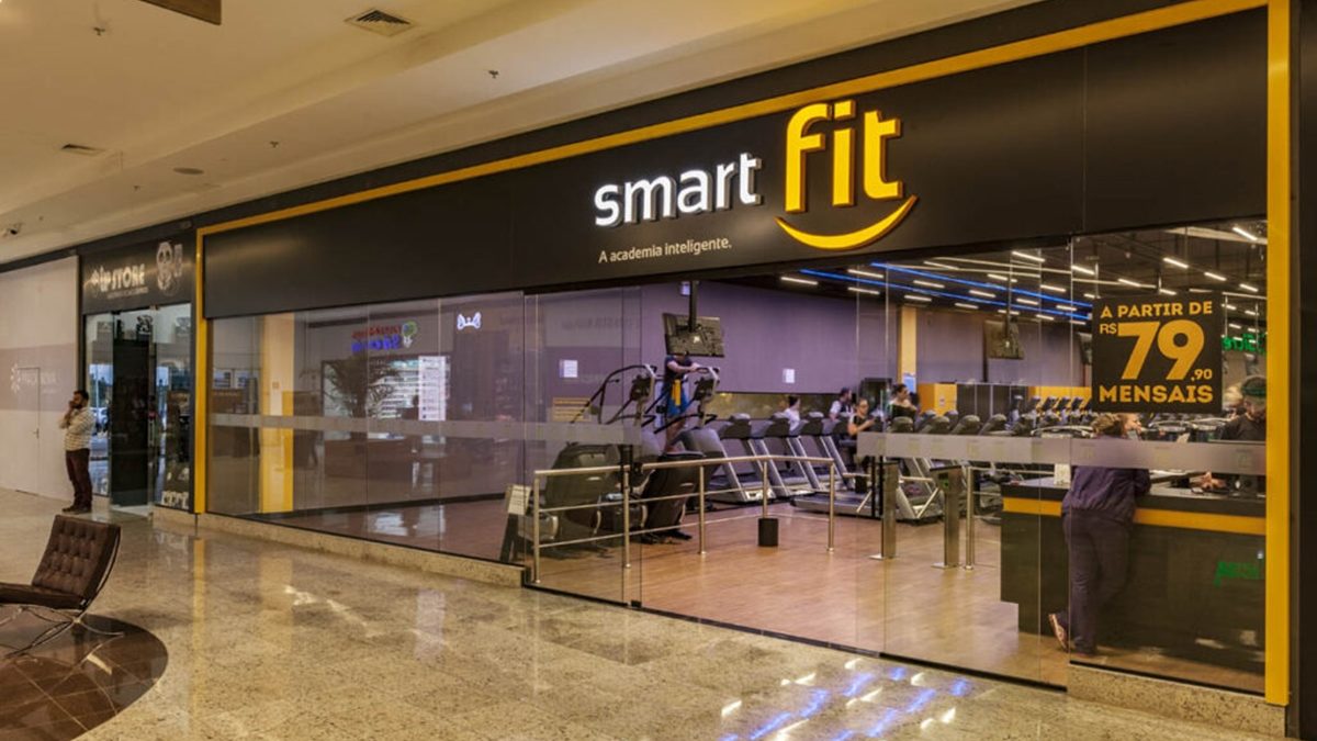 Mujer trans es discriminada en gimnasio Smart Fit de Mega Plaza