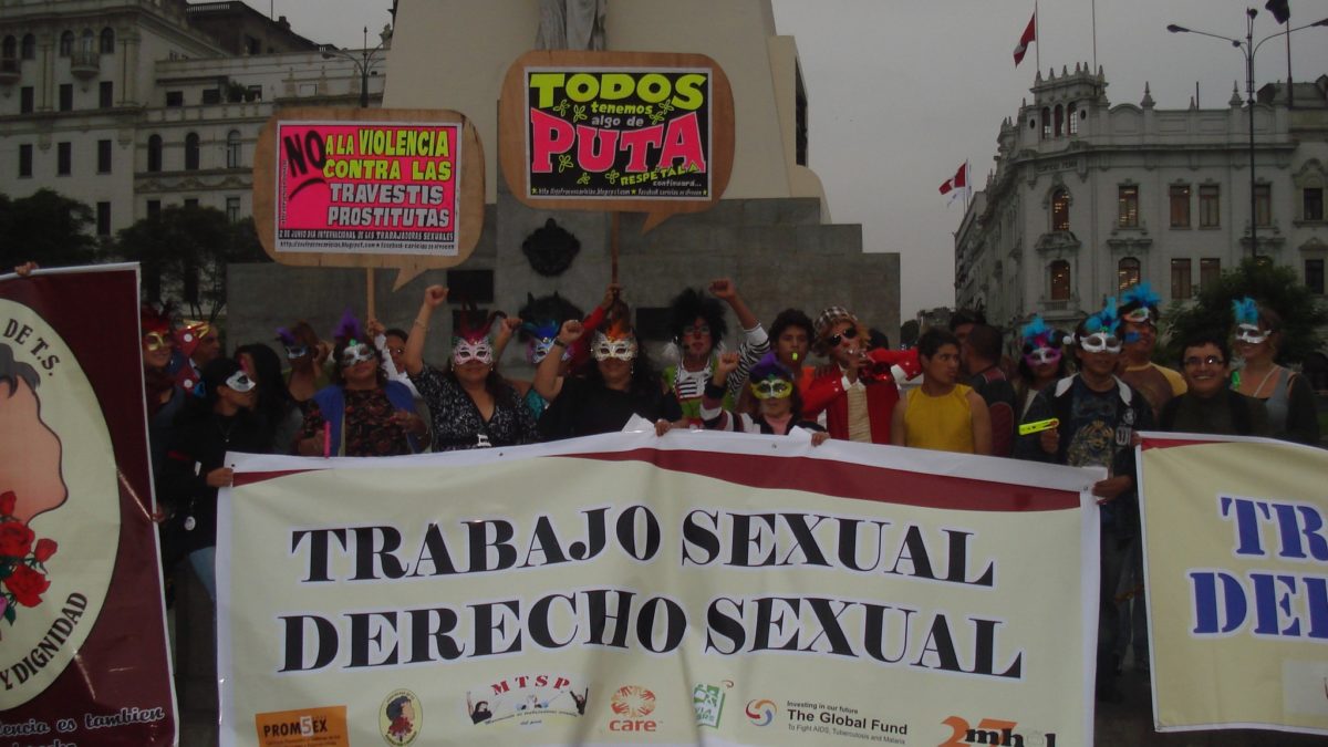 Trabajadoras sexuales, del hogar y migrantes exigen que MIMP las convoque