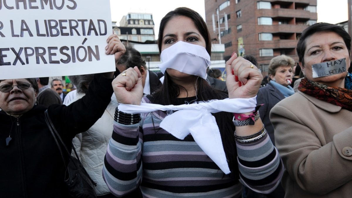 Defensoría rechaza PL del Ejecutivo que atenta contra libertad de expresión