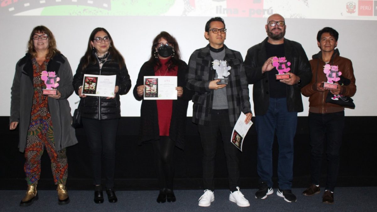 “Huesera”, de Michelle Garza, ganó el trofeo Gato Negro del V Insólito Festival de Cine Fantástico