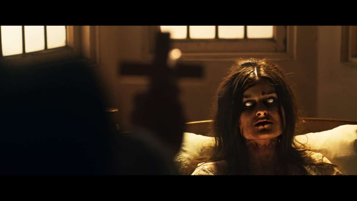 Sumérgete en el terror con “¡Exorcistas”, la impactante nueva película del director Dough Bradley