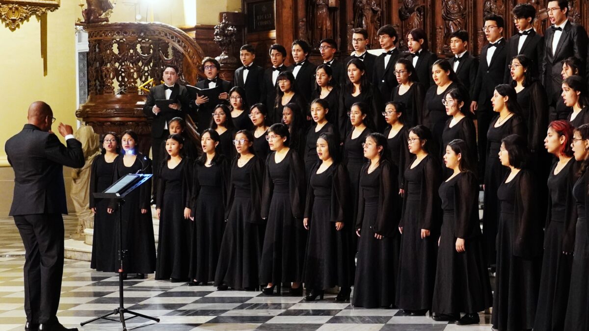 Coro Juvenil Sinfonía por el Perú anuncia gira musical por Austria