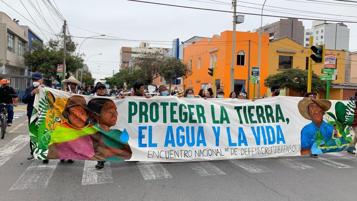 Mujeres defensoras, riesgos invisibilizados