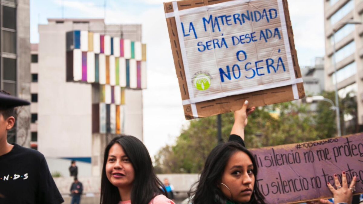 Ganan las niñas: condenas históricas exigen a los Estados de Ecuador y Nicaragua que ninguna niña sea obligada a ser madre