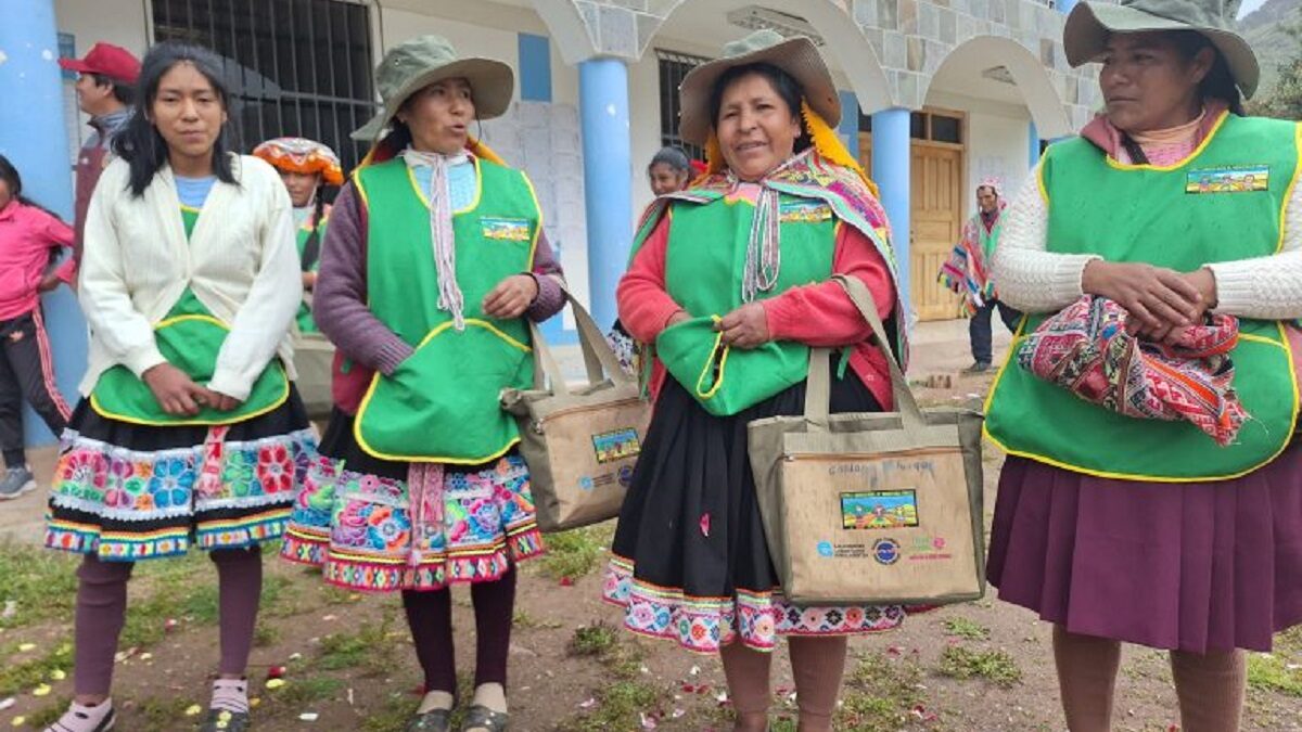 Mujeres productoras de Calca impulsan el desarrollo de sus comunidades