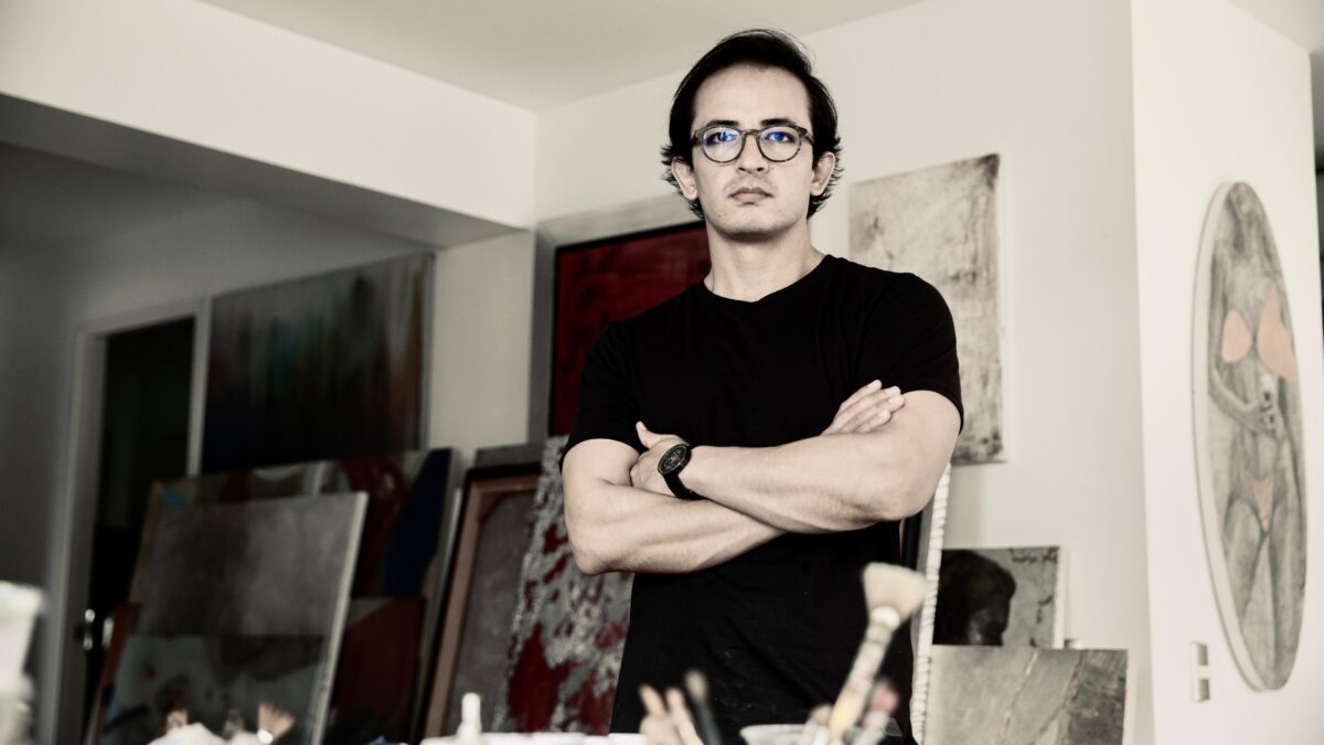 «La persistencia del rostro», David Habibzadeh explora las emociones ocultas detrás del retrato