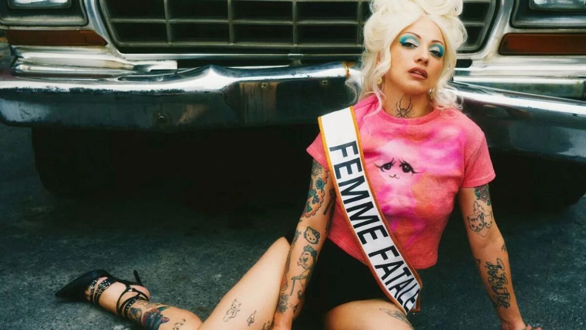 Mon Laferte explora el misterio y el poder de la mujer en su 9° álbum «Femme Fatale»