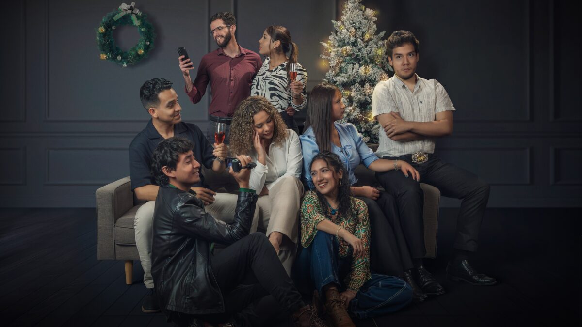 “La noche del amigo secreto”: un juego navideño que revela verdades incómodas