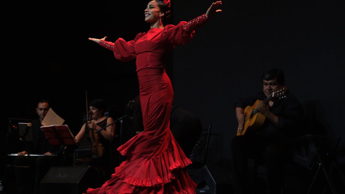Estefanía Vásquez presenta “Siroco”, un espectáculo de flamenco, danza oriental y jazz
