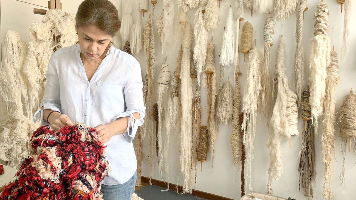 Cuando la línea se vuelve cuerpo: Ana Sofía Ruiz presenta “De la línea al hilo: ritmos interiores”