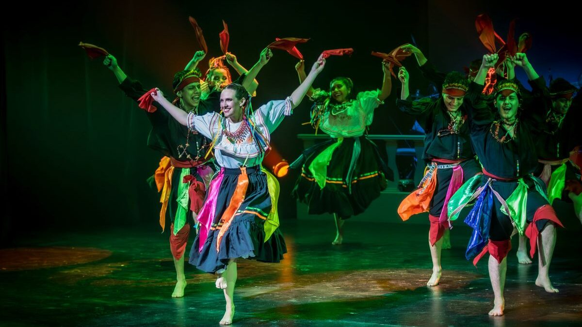 Vuelve el espectáculo que reúne danza, música y peruanidad «Vívelo conmigo»