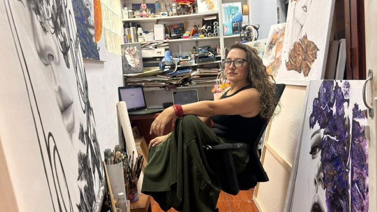 Yezzenia Sánchez presenta “La Mirada que Habita”, un viaje pictórico hacia lo invisible del rostro femenino