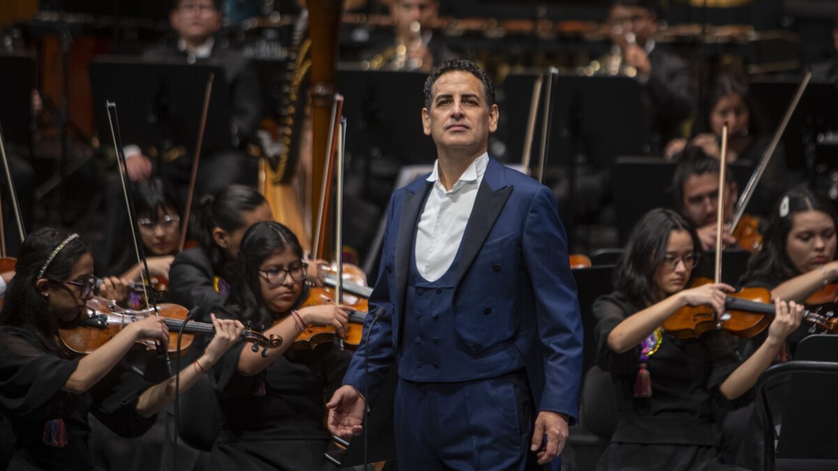 Juan Diego Flórez regresa a Lima para celebrar los 15 años de Sinfonía por el Perú
