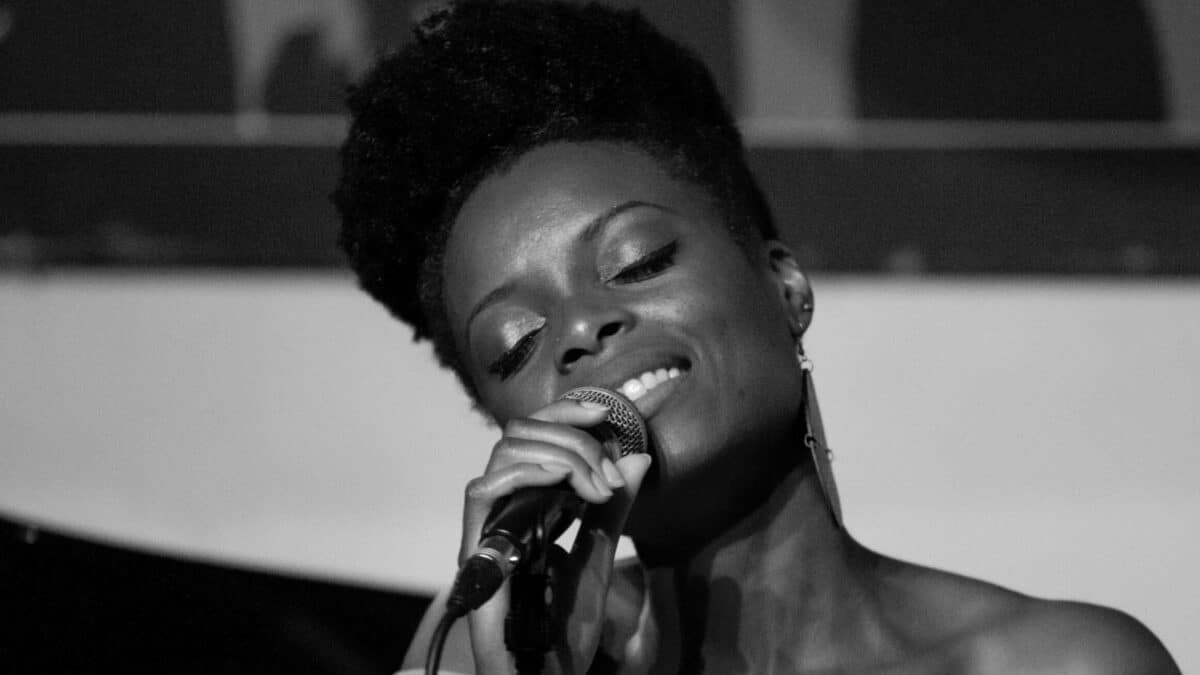 Astrid Jones & The Blue Flaps llegan a Lima con una propuesta que une soul, reggae, funk y ritmos africanos