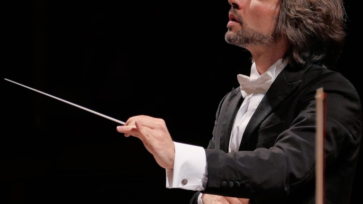Coppelius debuta en la ópera presentando una audaz nueva producción de Così fan tutte